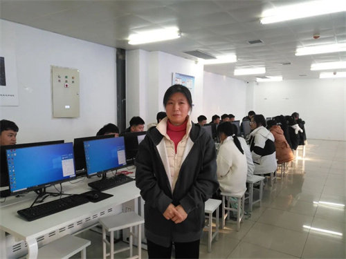 【班主任节】迁安职教中心（技师学院）班主任风采之李海燕——一路艰辛一路歌