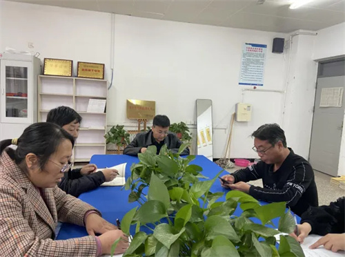 迁安职教中心机电工程系召开2025年度省技能竞赛备赛推进会